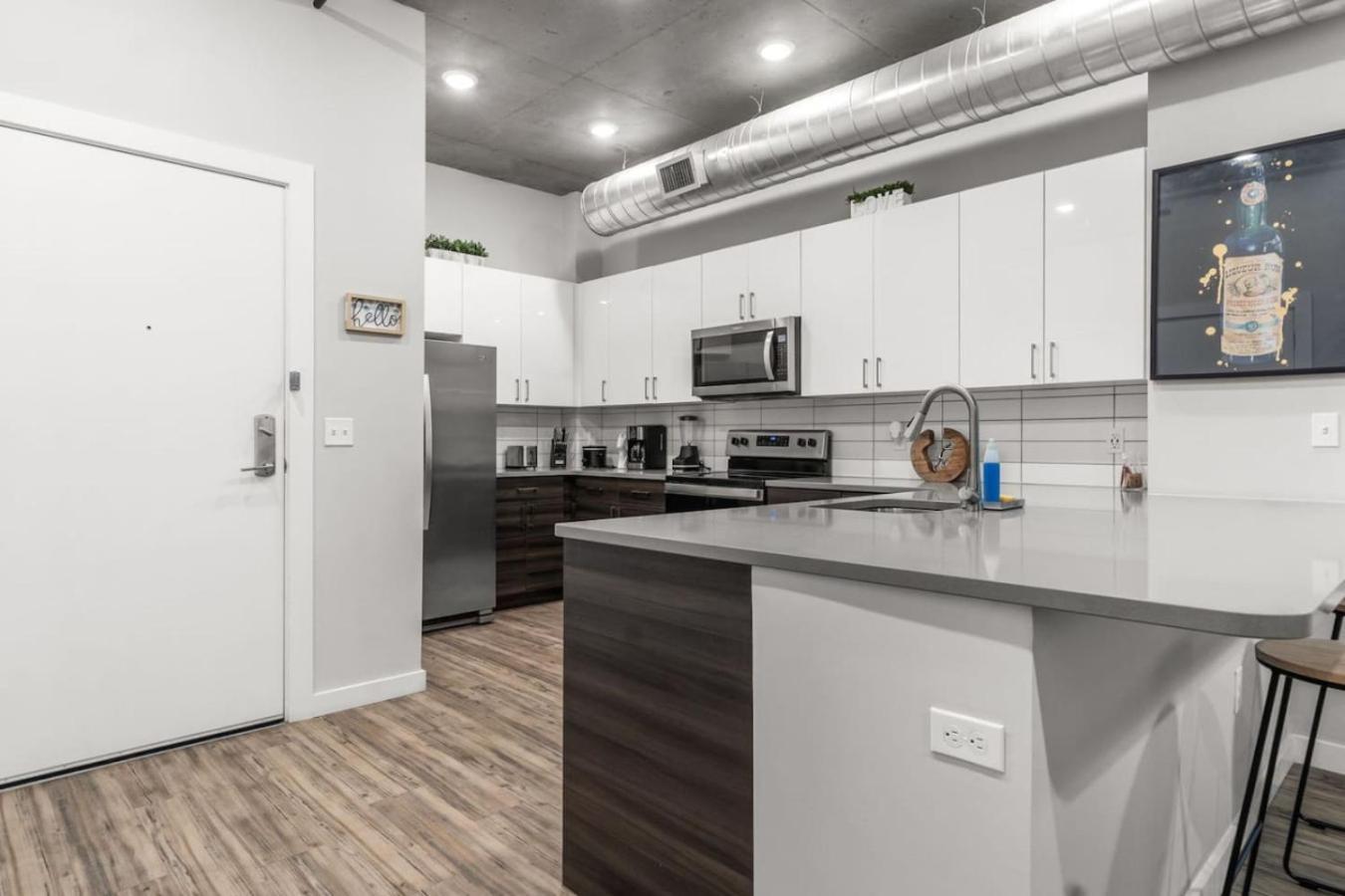 Modern 2 Bed Getaway Steps From Tropicana Field St. Petersburg Dış mekan fotoğraf
